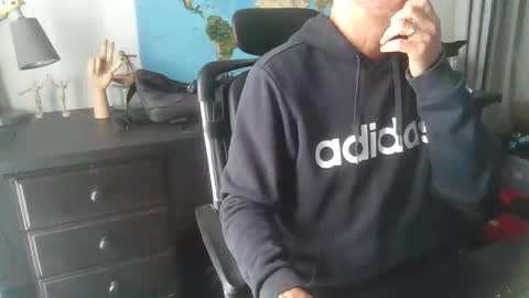 femdomsubby online show from April 6, 2026, 2:20 am