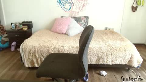 Snapshot of fenixmfx chatting on February 24, 2025, 7:19 pm Fenix online show from February 24, 2025, 7:19 pm