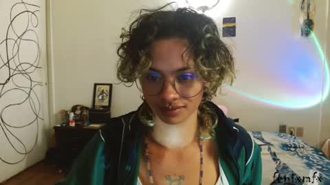 Snapshot of fenixmfx chatting on March 11, 2025, 10:09 pm Fenix online show from March 11, 2025, 10:09 pm