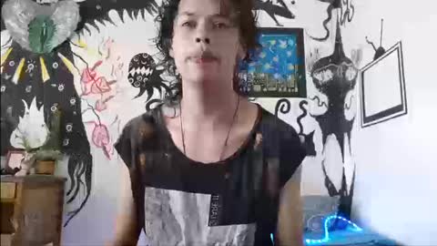 Snapshot of fenixmfx chatting on September 29, 2025, 4:23 pm Fenix online show from September 29, 2025, 4:23 pm