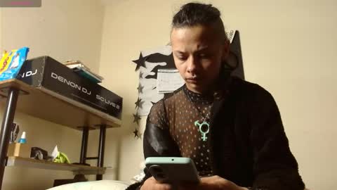 Snapshot of fenixmfx chatting on November 7, 2025, 2:11 am Fenix online show from November 7, 2025, 2:11 am