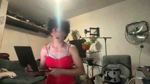 fer92400 online show from May 28, 2026, 9:39 am