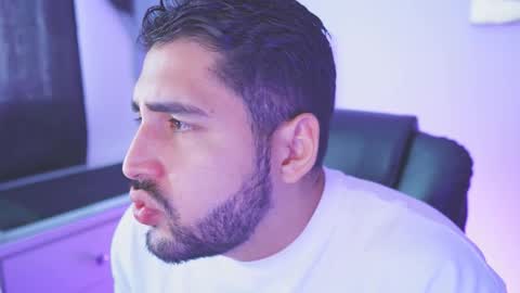 Snapshot of fermaxwellx chatting on October 25, 2025, 7:52 pm fermaxwellx online show from October 25, 2025, 7:52 pm