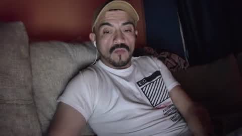 Snapshot of fernand89 chatting on December 22, 2024, 5:45 am fernand89 online show from December 22, 2024, 5:45 am