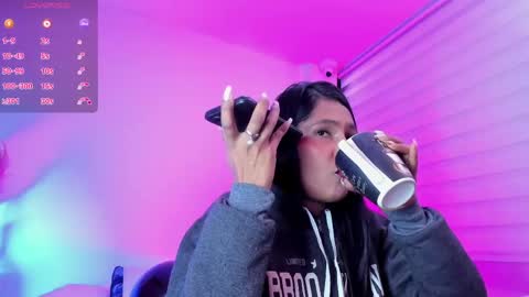 Snapshot of fernanda_liie_ chatting on April 18, 2026, 12:20 pm fernanda_liie_ online show from April 18, 2026, 12:20 pm