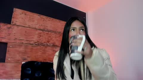 fernanda_liie_ online show from July 23, 2026, 12:58 pm