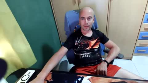 Snapshot of fernandez83 chatting on June 12, 2026, 6:51 pm fernandez83 online show from June 12, 2026, 6:51 pm