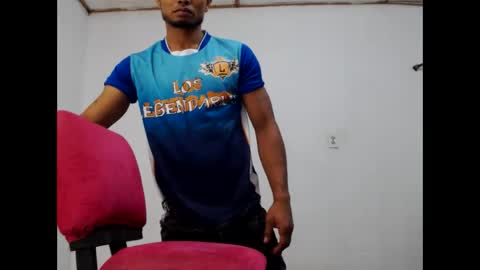 fernandez_latinblack online show from January 23, 2025, 1:19 am