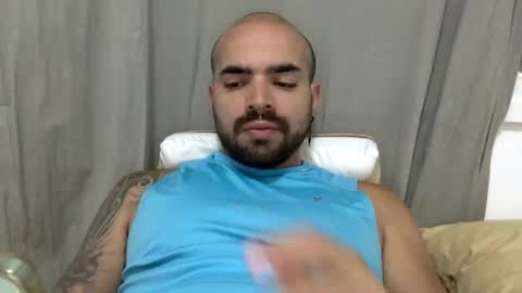 Snapshot of ferpaisa2024 chatting on December 9, 2024, 12:23 am insta ferxx1210 Fercho online show from December 9, 2024, 12:23 am