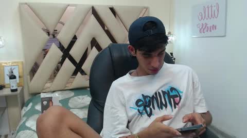 FER PHOENIX online show from February 27, 2025, 9:43 am