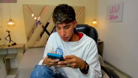 FER PHOENIX online show from February 1, 2026, 3:16 am