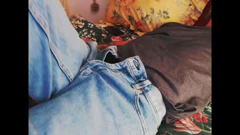 ferra_testarossa online show from April 9, 2026, 6:19 am