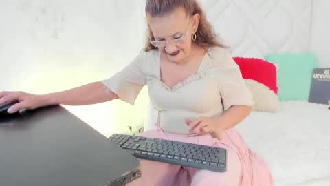 Snapshot of ferrimature chatting on May 29, 2026, 8:07 pm Marcela online show from May 29, 2026, 8:07 pm