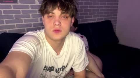 Snapshot of fetchingcouplee chatting on November 24, 2025, 2:28 pm Tina and Tomas online show from November 24, 2025, 2:28 pm