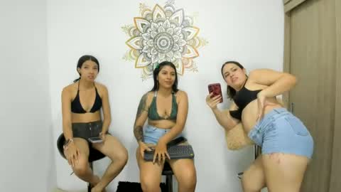 Fetishgirlsxxx online show from June 17, 2026, 12:46 am