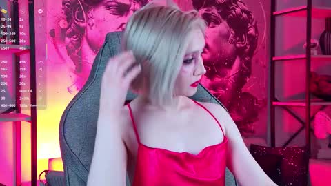 Snapshot of fetishrey chatting on February 13, 2026, 7:10 pm Rey online show from February 13, 2026, 7:10 pm