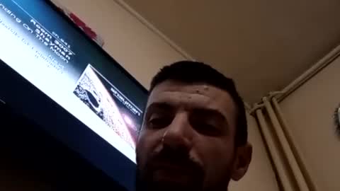 Snapshot of fffjj021 chatting on December 28, 2024, 10:02 pm Raised in 90s online show from December 28, 2024, 10:02 pm