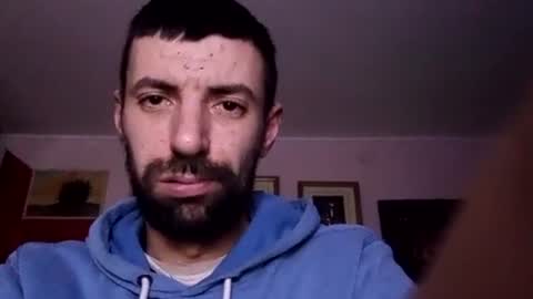 Snapshot of fffjj021 chatting on January 26, 2025, 2:24 am Raised in 90s online show from January 26, 2025, 2:24 am