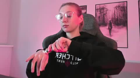 cap and Lana  online show from March 1, 2025, 8:34 am