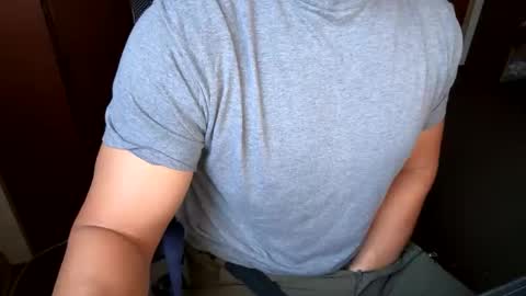 Snapshot of fin4lfinish chatting on October 10, 2025, 4:06 pm fin4lfinish online show from October 10, 2025, 4:06 pm