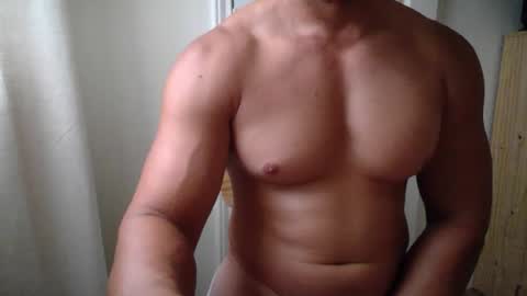 Snapshot of fin4lfinish chatting on August 6, 2026, 10:22 pm fin4lfinish online show from August 6, 2026, 10:22 pm