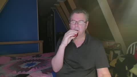 finderfiner online show from November 22, 2025, 7:07 am