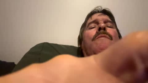 findmeyou68476332 online show from February 20, 2025, 7:23 am