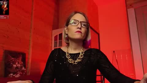 Lady online show from March 6, 2026, 3:41 pm