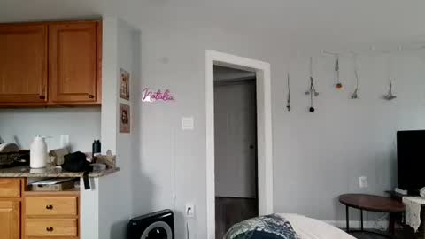 Snapshot of findomgoddessnatalia chatting on March 22, 2026, 2:31 pm Goddess Natalia Findom online show from March 22, 2026, 2:31 pm