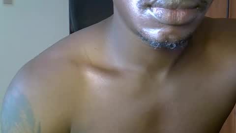 HOT AND SWEET online show from April 4, 2026, 4:33 am