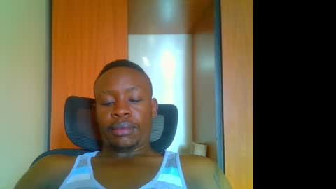Snapshot of fineebony chatting on June 14, 2026, 5:09 am HOT AND SWEET online show from June 14, 2026, 5:09 am