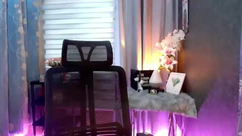 finestgodes_aki online show from February 22, 2026, 4:46 am