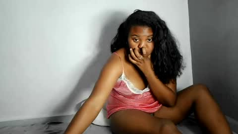 Snapshot of fiona_00 chatting on June 12, 2026, 5:23 pm fiona_00 online show from June 12, 2026, 5:23 pm