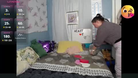 Fionna online show from November 6, 2025, 6:09 pm