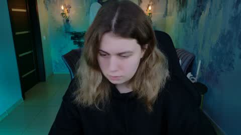 Snapshot of fioramarmoris chatting on December 22, 2024, 5:12 am fiora online show from December 22, 2024, 5:12 am