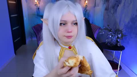 Snapshot of fioramarmoris chatting on December 26, 2024, 3:10 pm fiora online show from December 26, 2024, 3:10 pm