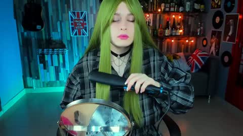 Snapshot of fioramarmoris chatting on January 19, 2025, 8:29 am fiora online show from January 19, 2025, 8:29 am