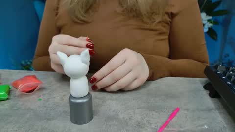 Snapshot of fioramarmoris chatting on February 16, 2025, 2:43 pm fiora online show from February 16, 2025, 2:43 pm