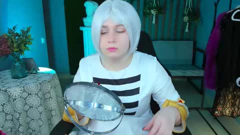 Snapshot of fioramarmoris chatting on February 22, 2025, 8:18 am fiora online show from February 22, 2025, 8:18 am