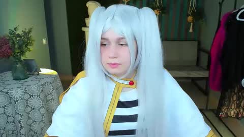 Snapshot of fioramarmoris chatting on February 22, 2025, 11:24 am fiora online show from February 22, 2025, 11:24 am