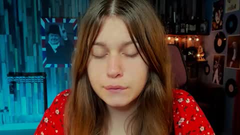 Snapshot of fioramarmoris chatting on September 14, 2025, 6:01 am fiora online show from September 14, 2025, 6:01 am