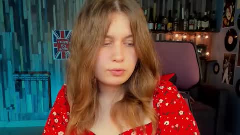 Snapshot of fioramarmoris chatting on October 17, 2025, 12:30 pm fiora online show from October 17, 2025, 12:30 pm