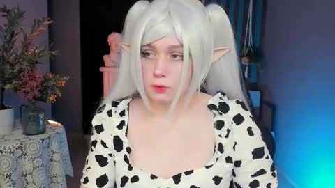 Snapshot of fioramarmoris chatting on November 16, 2025, 7:03 am fiora online show from November 16, 2025, 7:03 am