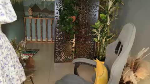 Snapshot of fioramarmoris chatting on November 17, 2025, 1:50 pm fiora online show from November 17, 2025, 1:50 pm