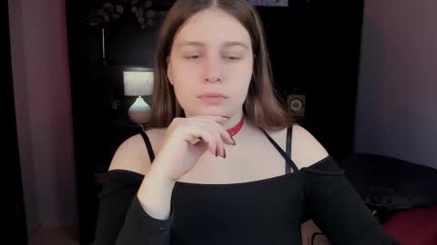 Snapshot of fioramarmoris chatting on February 11, 2026, 5:34 am fiora online show from February 11, 2026, 5:34 am