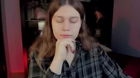 Snapshot of fioramarmoris chatting on February 15, 2026, 5:15 am fiora online show from February 15, 2026, 5:15 am