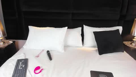 Fiorela online show from March 27, 2026, 4:40 am