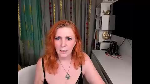 Snapshot of fire_foxone chatting on February 3, 2026, 10:59 pm FireFox online show from February 3, 2026, 10:59 pm