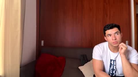 Snapshot of fireand_passion chatting on February 22, 2025, 3:36 pm fireand_passion online show from February 22, 2025, 3:36 pm