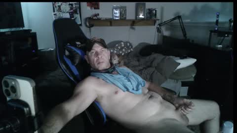 Snapshot of fit_beast chatting on November 9, 2025, 3:38 am fit_beast online show from November 9, 2025, 3:38 am